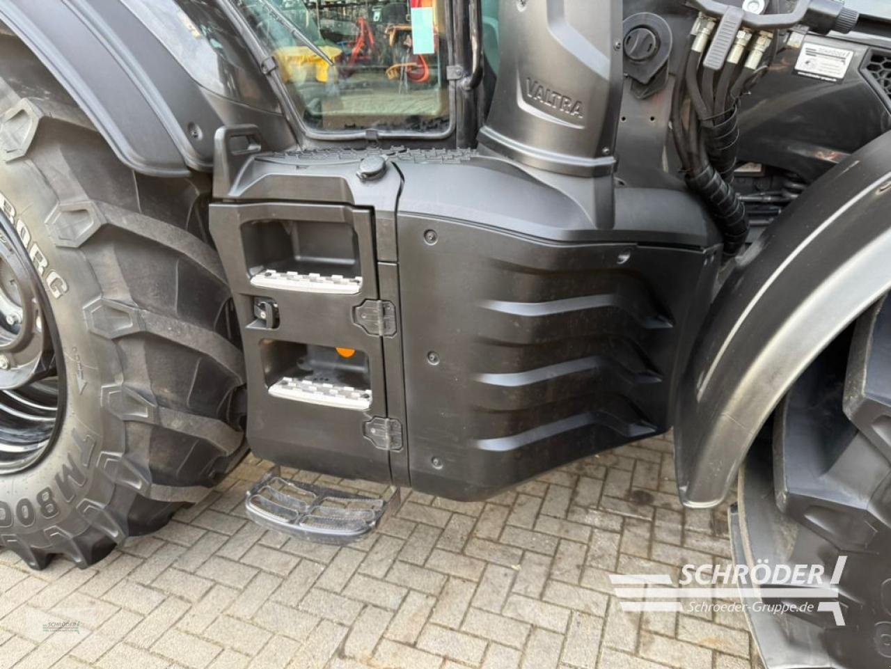 Traktor of the type Valtra T 175 ED | RTK | GEWÄHRLEISTUNG 12/2028, Gebrauchtmaschine in Twistringen (Picture 12)